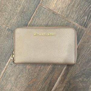 Michael Kors large smartphone wallet